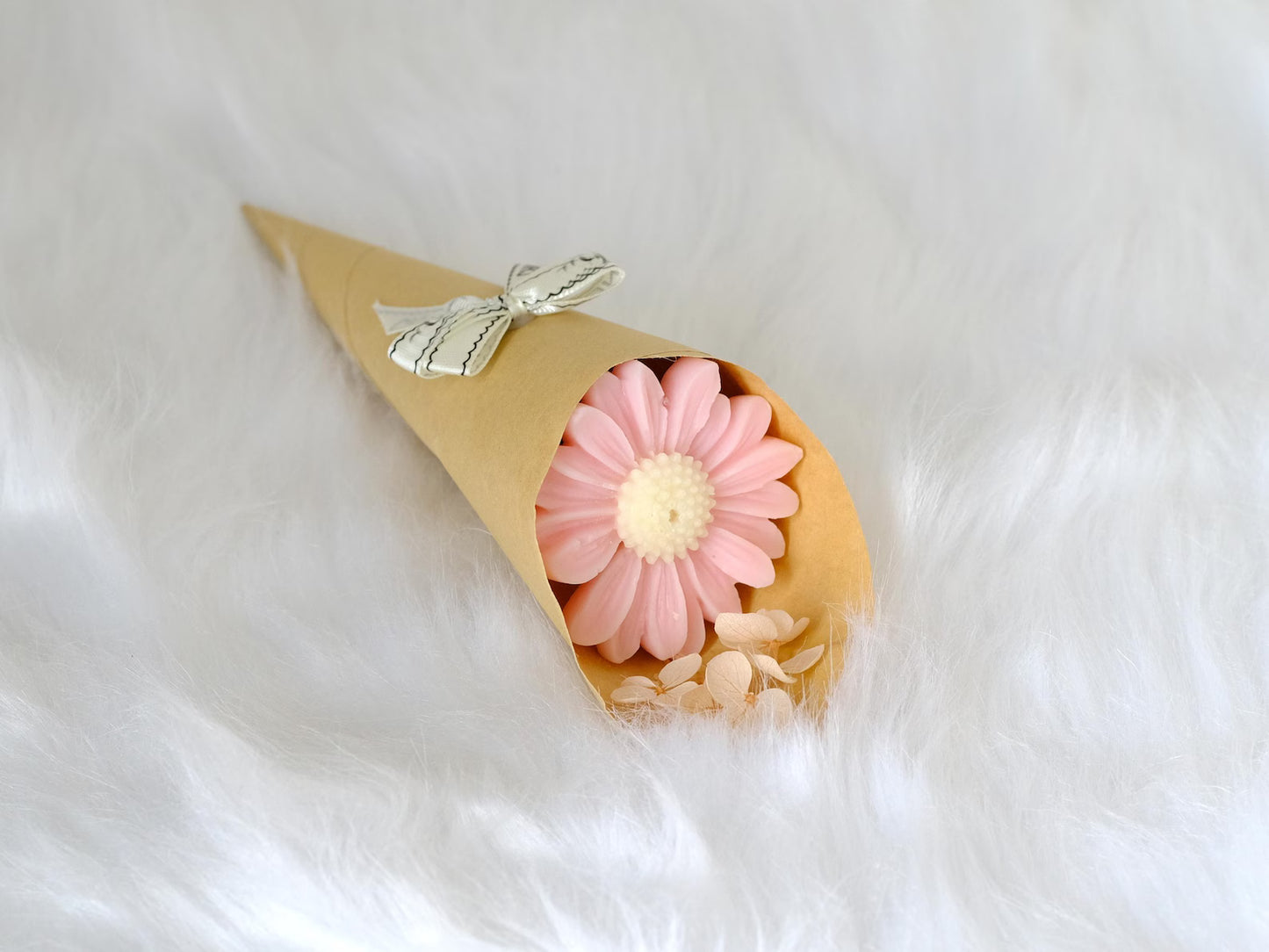 Handmade Floral Candle Bouquet, Decorative Wax Blooms, Unique Gift, Aesthetic Home Decor, Romantic Present for Her