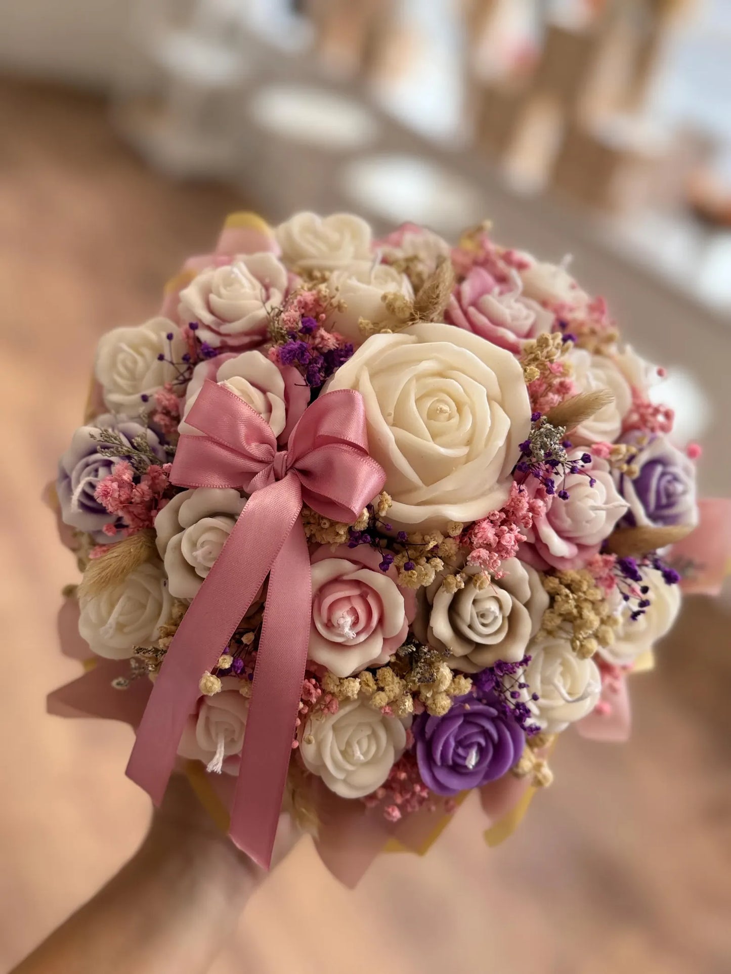 Handmade Scented Candle Bouquet with Roses – Soy Wax Gift for Birthday, Mother’s Day, Women’s Day, or Elegant Home Decor